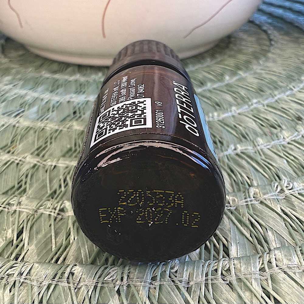 AromaTouch Massage Blend — DoTERRA, 5ml - Picture 10 of 11